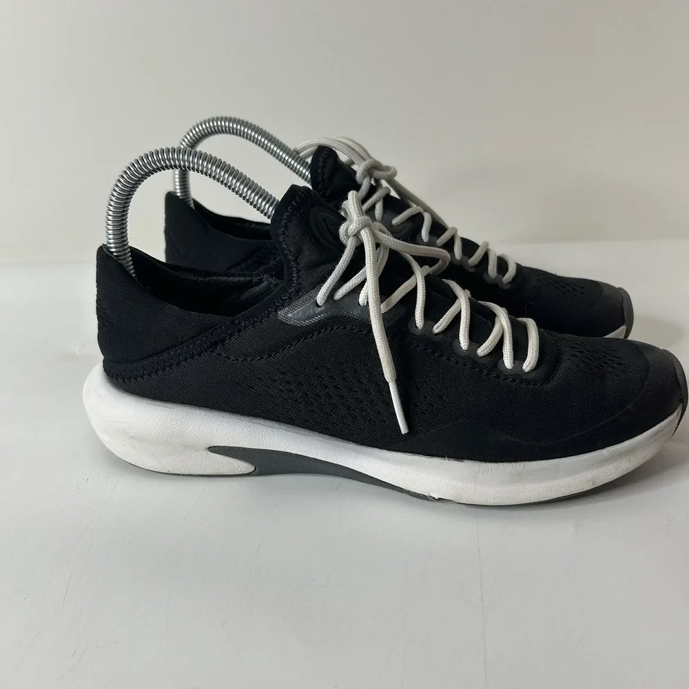 Olukai Kaholo Women's 7.5 Black Lace Up Casual Sneakers Tennis Walking FLAWS